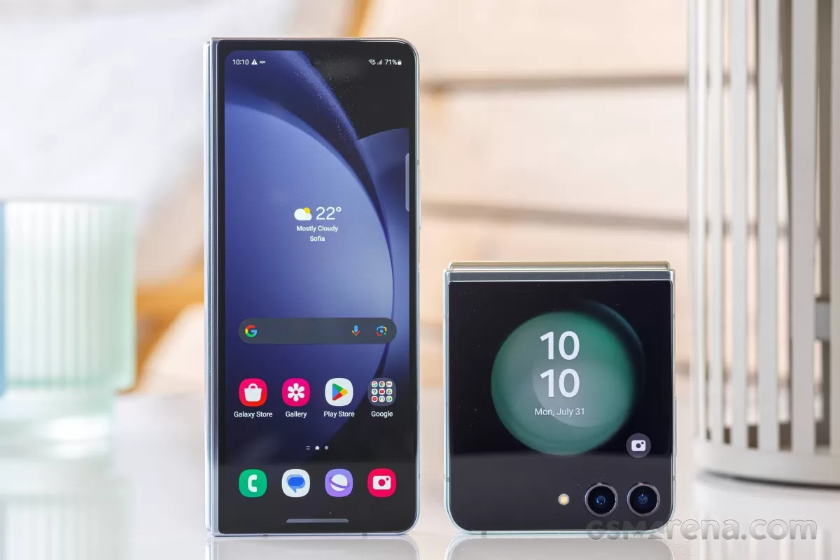 How does the Samsung Galaxy Z Fold 6 compare to other foldable phones?